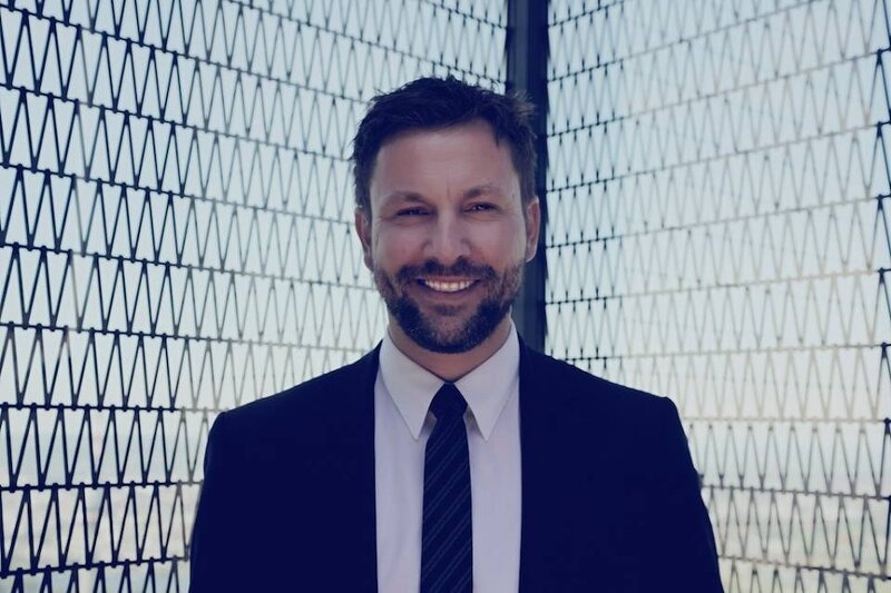 Jochen Felsberger, CEO bei SmartInfoBroker, verdeutlicht: „2015 war in Österreich das Jahr in dem iBeacon-Lösungen bereits mehrere Male pilotiert wurden. 2016 werden nun die ersten kommerziellen Projekte umgesetzt. Es wird auf jeden Fall ein spannendes Jahr." (Foto: SmartInfoBroker)