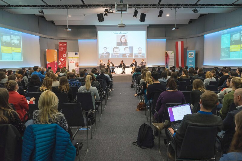 Die Marketing Natives diskutierten zum Thema „Mobile Commerce“. (Foto: Benedikt Weiß)