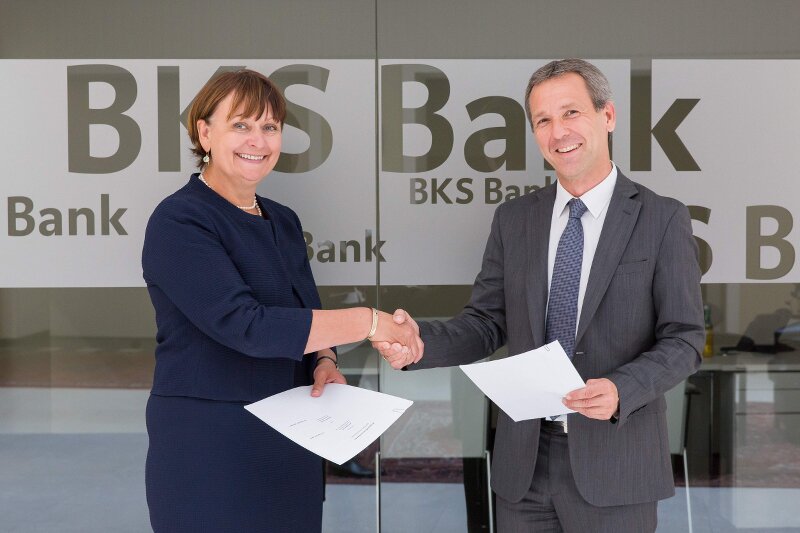 BKS Bank-Vorstandsvorsitzende Herta Stockbauer und Sofort Austria GmbH-Geschäftsführer Christian Renk. (Foto Copyright: Klarna/Fotograf: Viennashots)
